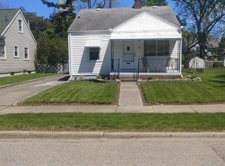 1403 Pico Ave, Lansing, MI 48910