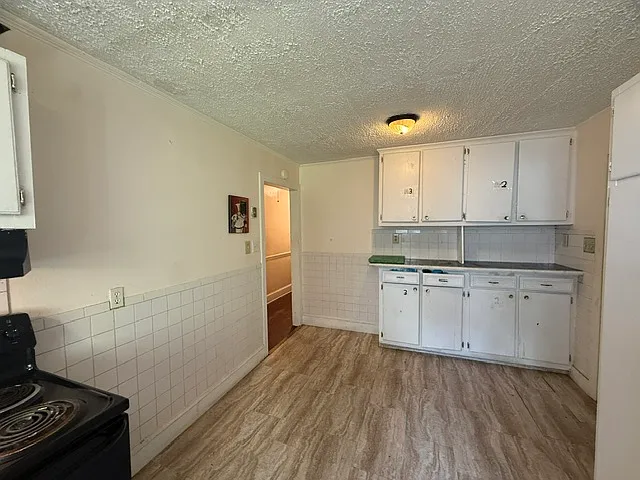 Studio, 100 sqft, $525 — Photo 3