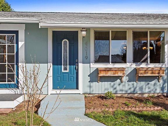 5th image of 9019 11th St NE