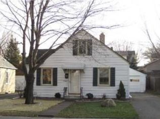 1450 Hague Ave, Saint Paul, MN 55104