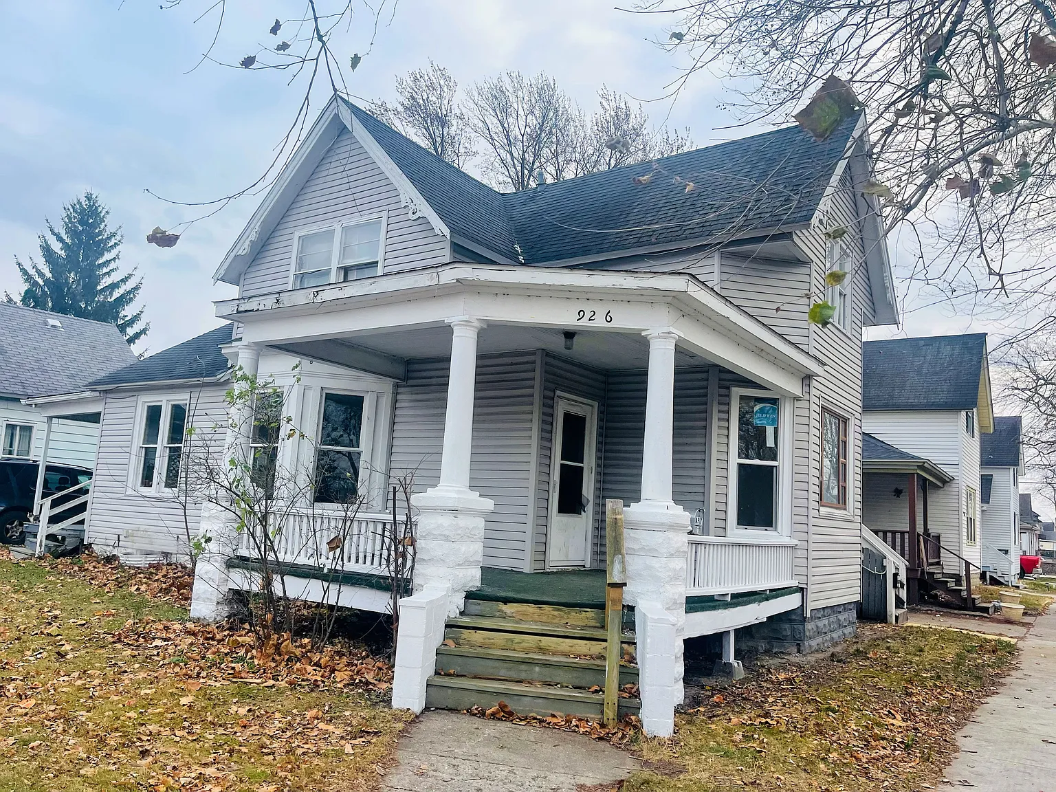 926 Willow St photo 1