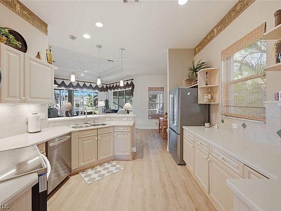 5th image of 2234 Eaton Lake Ct