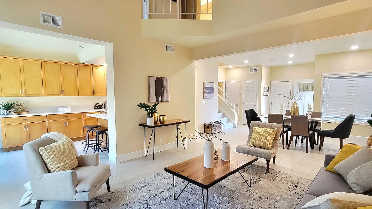 1146 Rosebriar Way — Photo 4