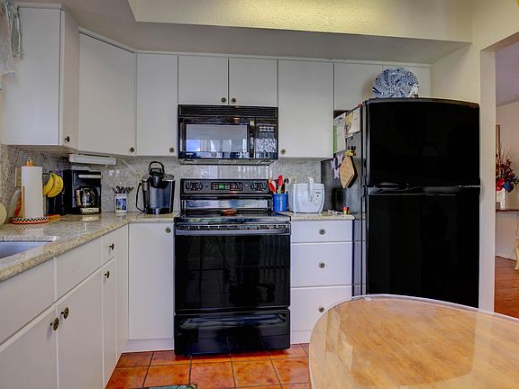 4th image of 5680 Piping Rock Dr