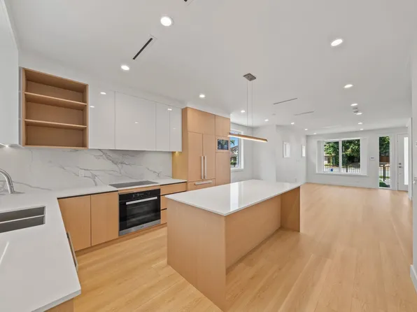 6720 Francis Rd, Richmond, BC V7C 1K4