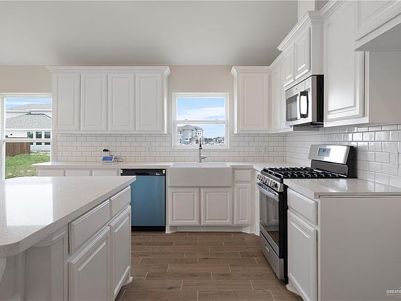 3rd image of 2008 S Lake Texoma St