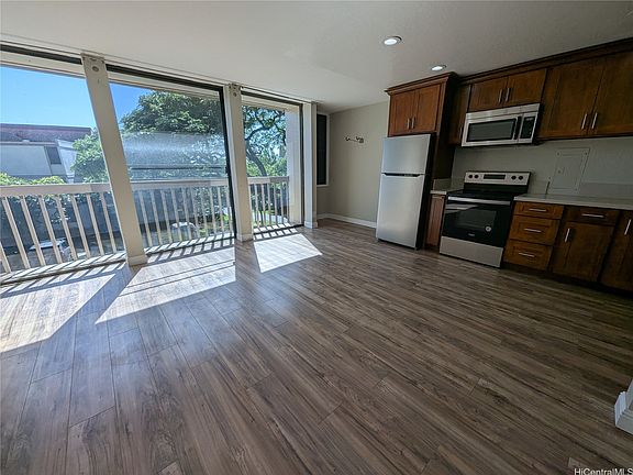 3rd image of 84-754 Ala Mahiku St #1146B