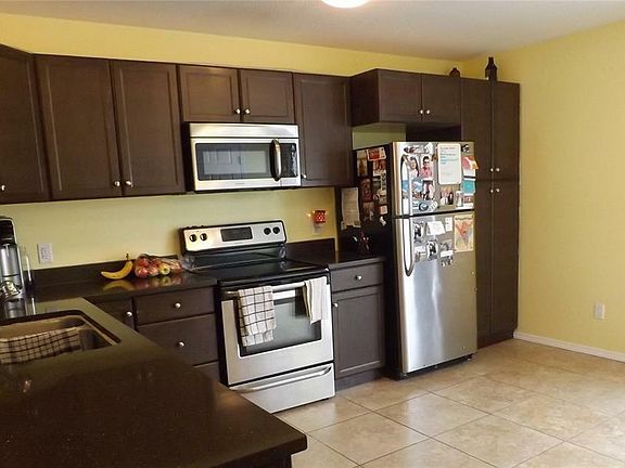 2nd image of 815 5th St NE #13