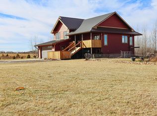 12869 Cattail Dr, Aberdeen, SD 57401