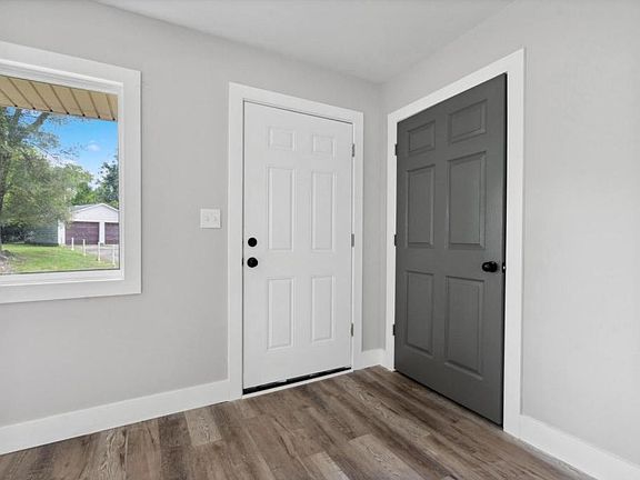 4th image of 4309 Marlowe St