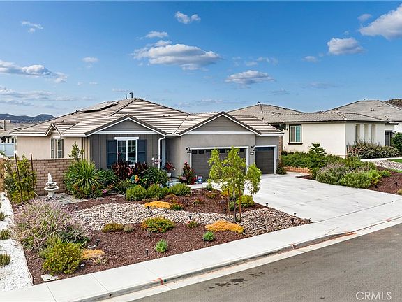 3rd image of 26619 Scotch Pine Cir