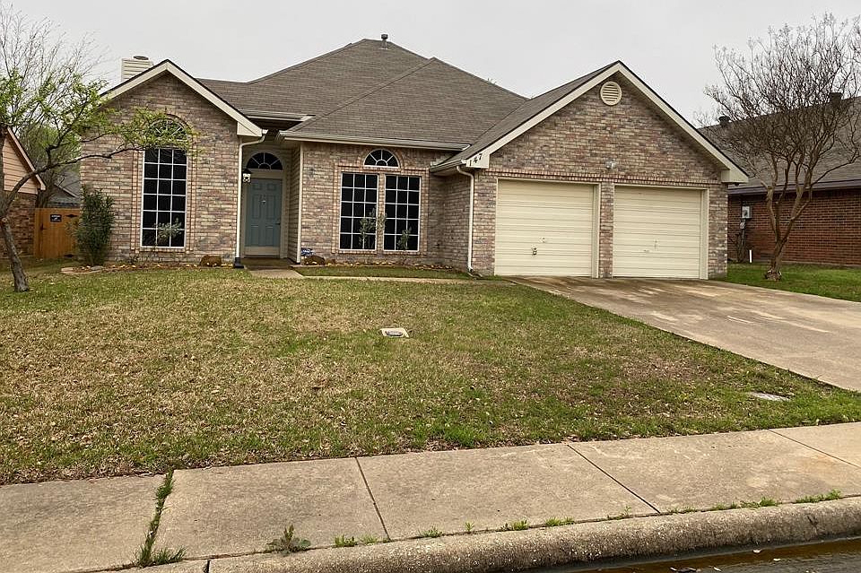 1st image of 147 Summerhill Dr