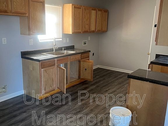 3rd image of 2693 Spottswood Ave