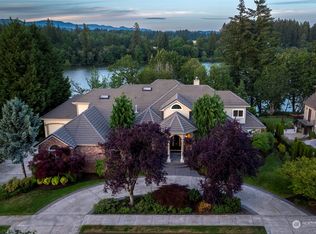 5922 NW El Rey Dr, Camas, WA 98607