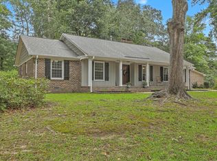 203 Shaftesbury Ln, Summerville, SC 29485