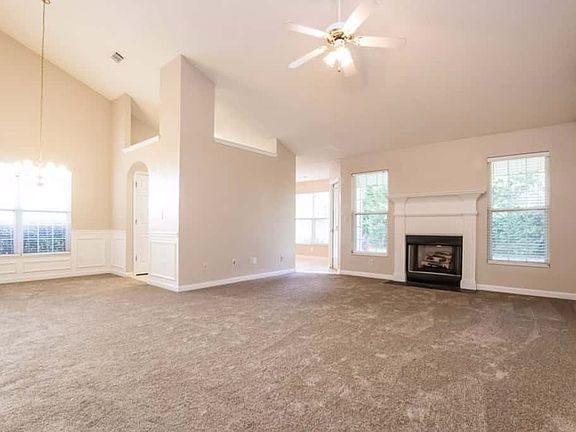 3rd image of 1845 Arborwood Dr