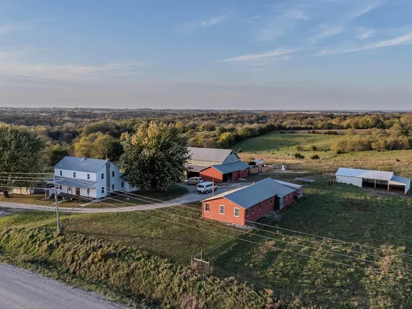16580 280th St, Lamoni, IA 50140