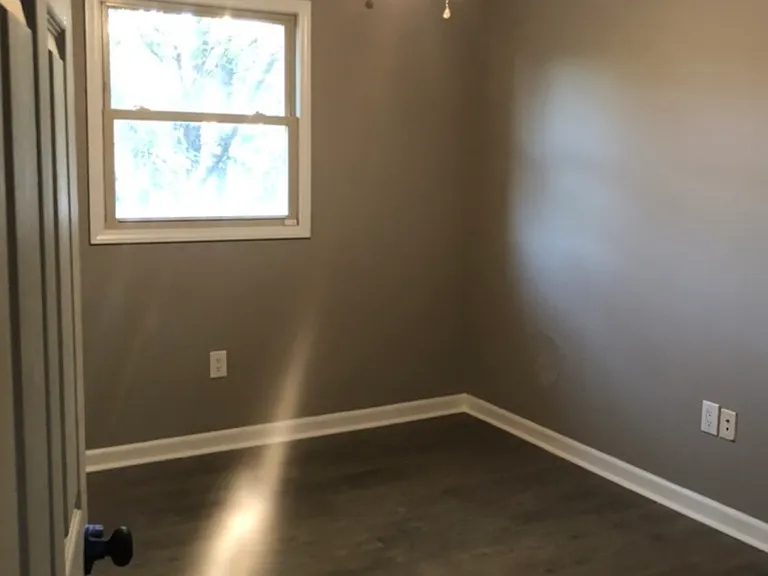 176 Springdale Rd — Photo 9