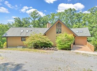 3956 Apache Rd, Salem, VA 24153