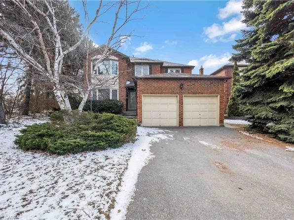 4037 Chadburn Cres, Mississauga, ON L5L 3X3