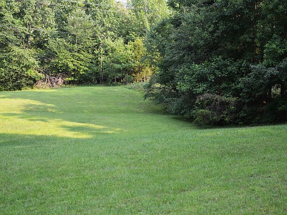 4th image of 100 James River Pl