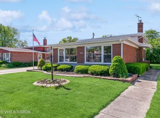 126 W Glengate Ave, Chicago Heights, IL 60411