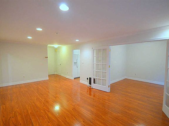 3rd image of 1 Ipswich Ave APT 120