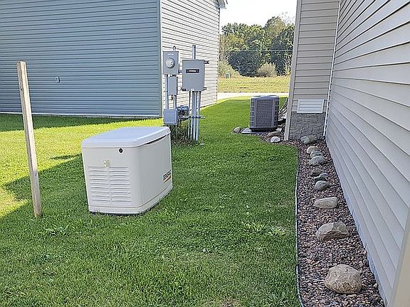  Generator & Central Air