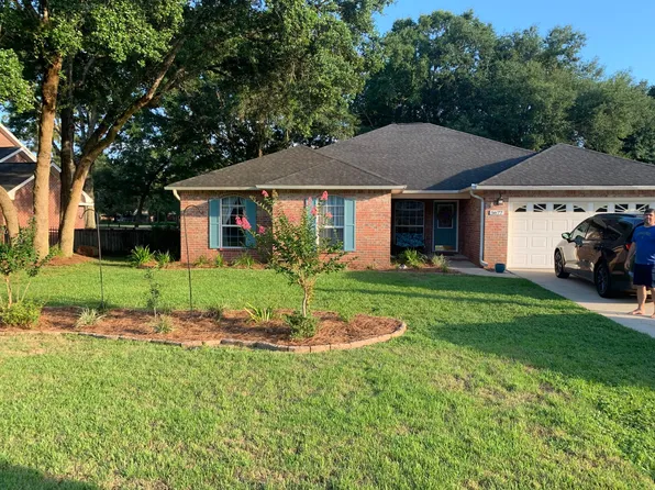 5677 Nicklaus Ln, Milton, FL 32570