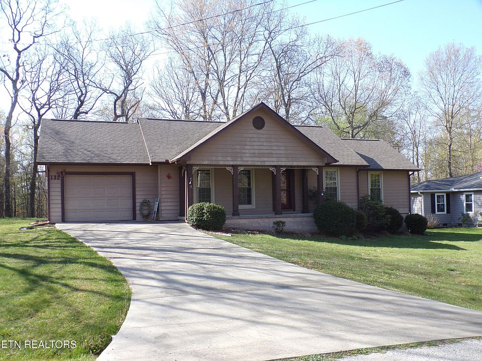 1st image of 132 Pomeroy Dr