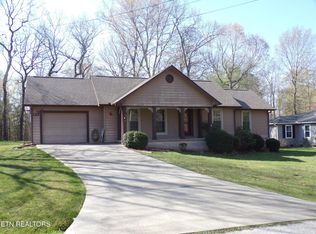 132 Pomeroy Dr, Fairfield Glade, TN 38558