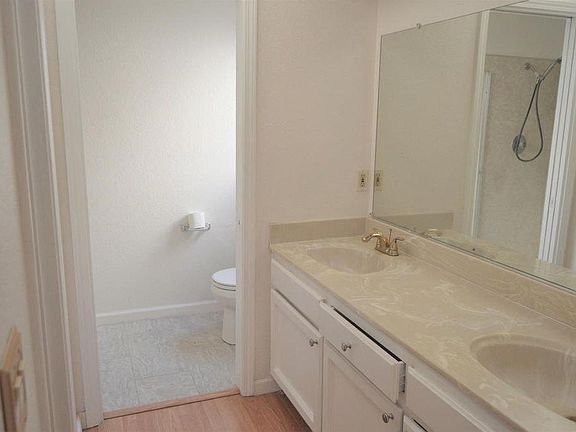2nd image of 1840 Bridgecreek Dr