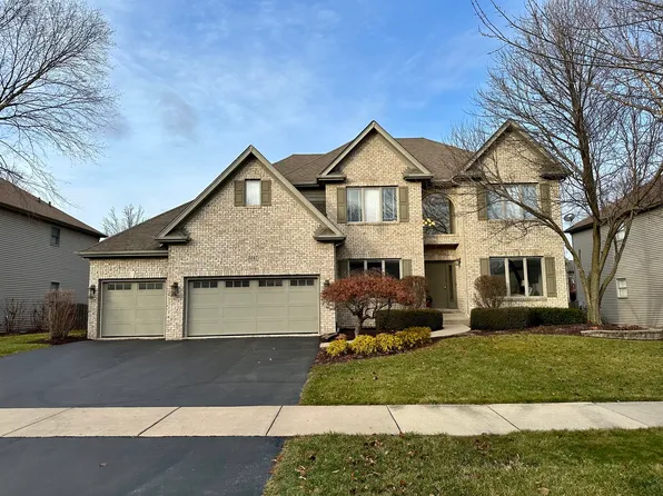 5547 Bergamot Ln, Naperville, IL 60564