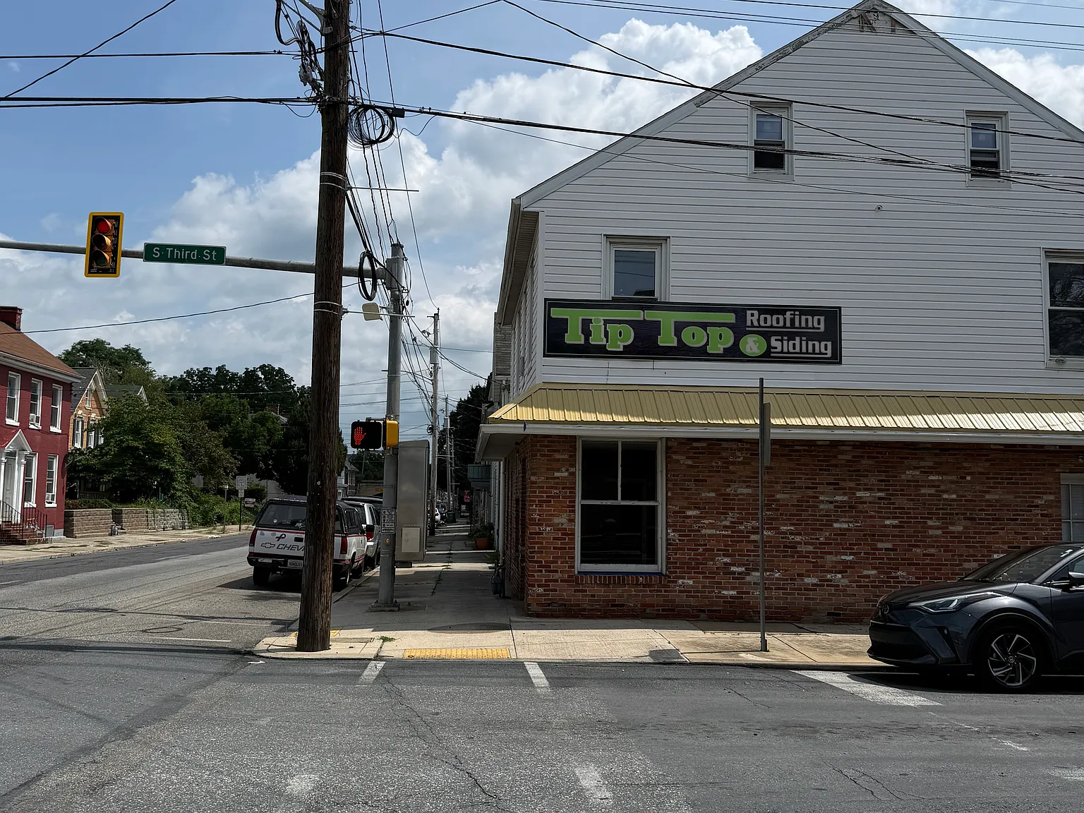 Studio, 900 sqft, $1,400 — Photo 2