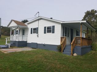 997 Borden Grant Trl, Buena Vista, VA 24416