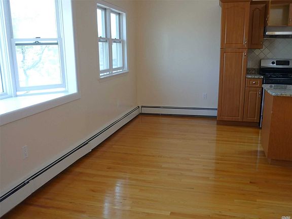 2nd image of 240 W Chester St