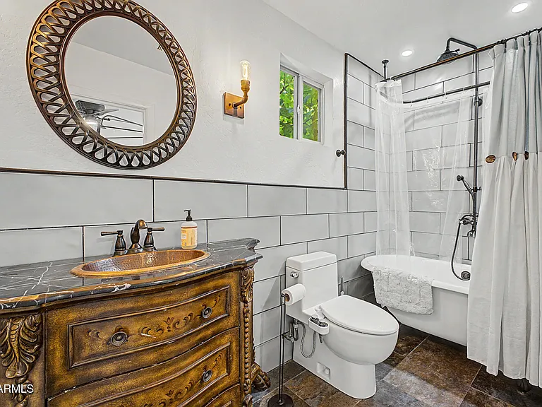 1221 E Mescal St — Photo 16