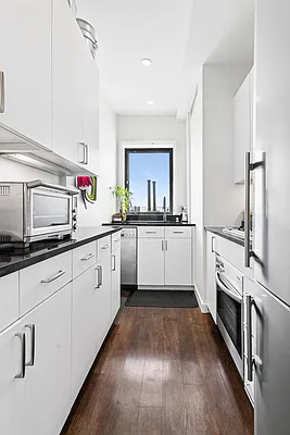 Sold by Compass | media 10