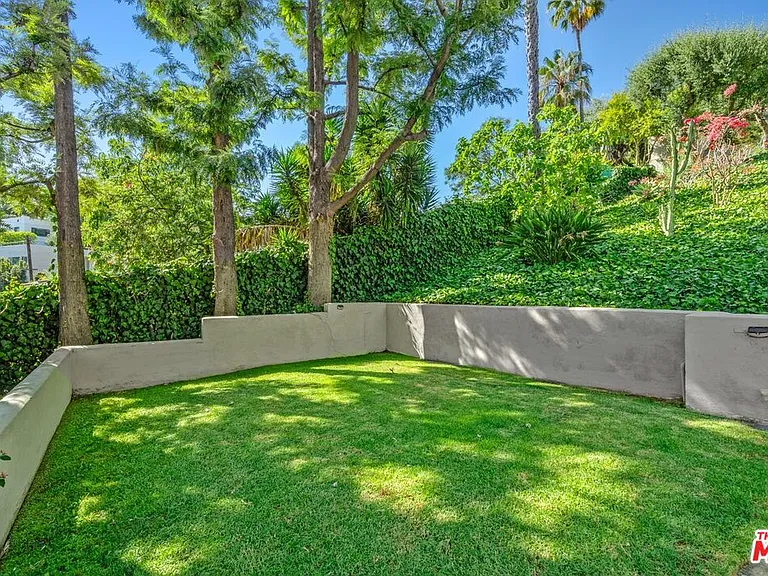 3023 Berkeley Ave #8 — Photo 43