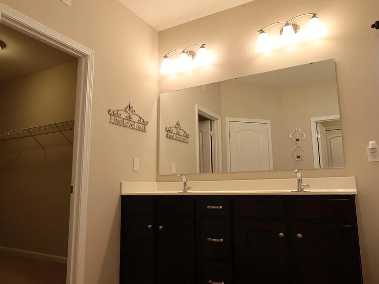 5409 Poplar Knoll Dr — Photo 17