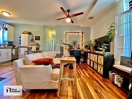 2nd image of 1148 Union St #4L