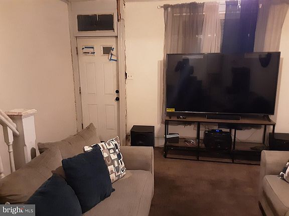 4th image of 644 E Ontario St