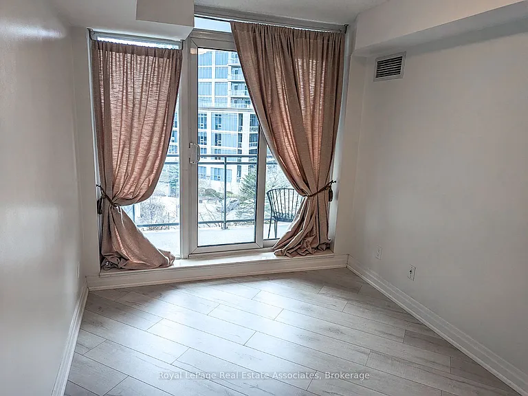2121 Lake Shore Blvd W #509 — Photo 13