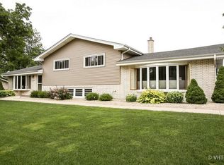 1679 59th Pl, La Grange Highlands, IL 60525