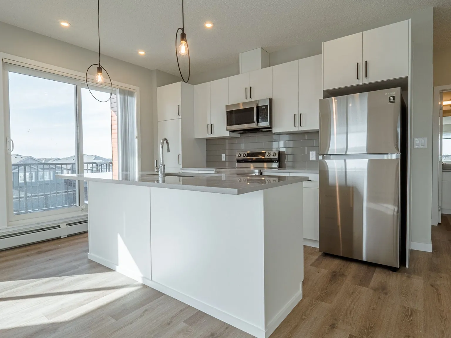Dwell Luxury 1 — Photo 1