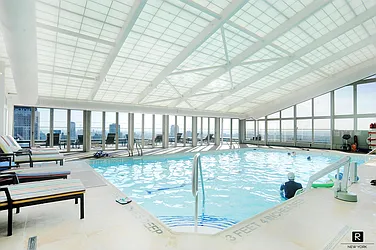 Rented by R New York