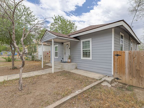 2nd image of 2608 LEAL ST
