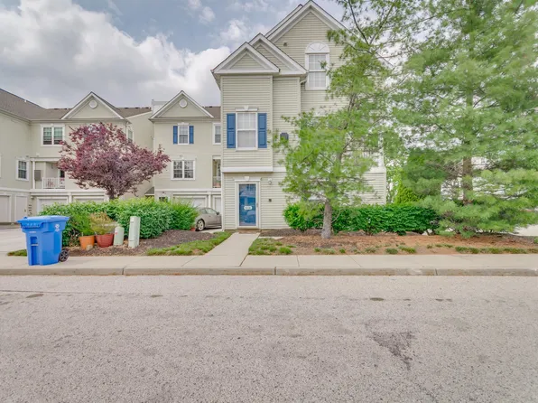 5806 Riverfront Dr, Palmyra, NJ 08065