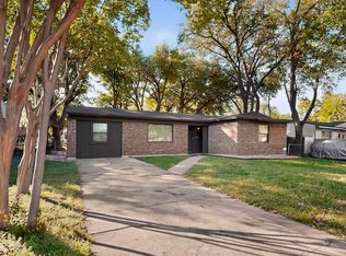 3120 Caribbean Dr, Mesquite, TX 75150