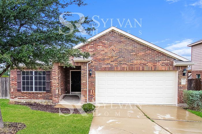 1st image of 105 Dodge City Ct